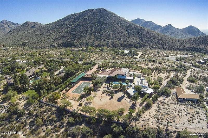 Spectacular Estate Setting