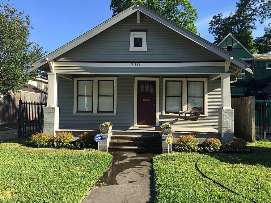 710 Peddie St, Houston, TX 77008 - photo 1