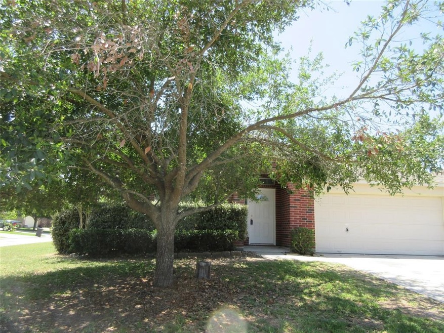 32003 Sue Ln, Pinehurst, TX 77362 - photo 1