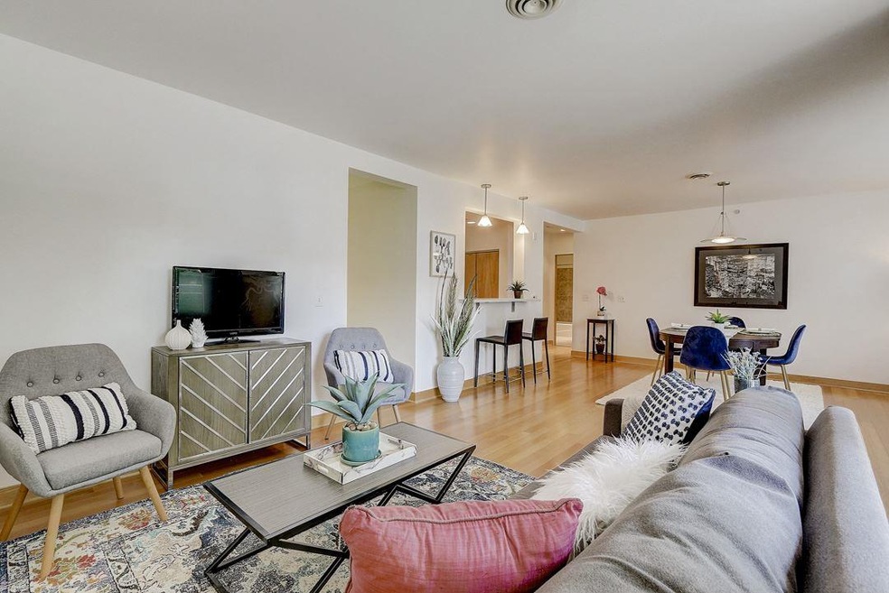 15 S Broom St unit 203, Madison, WI 53703 - photo 1