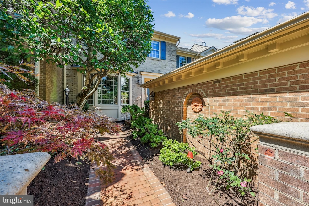 9420 Lost Trail Way, Potomac, MD 20854 - photo 1