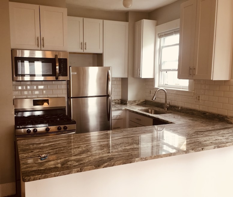 6 Humphrey St unit 2, Swampscott, MA 01907 - photo 1