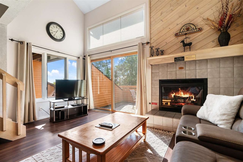 4749 S Pleasantview Rd unit 64, Harbor Springs, MI 49740 - photo 1