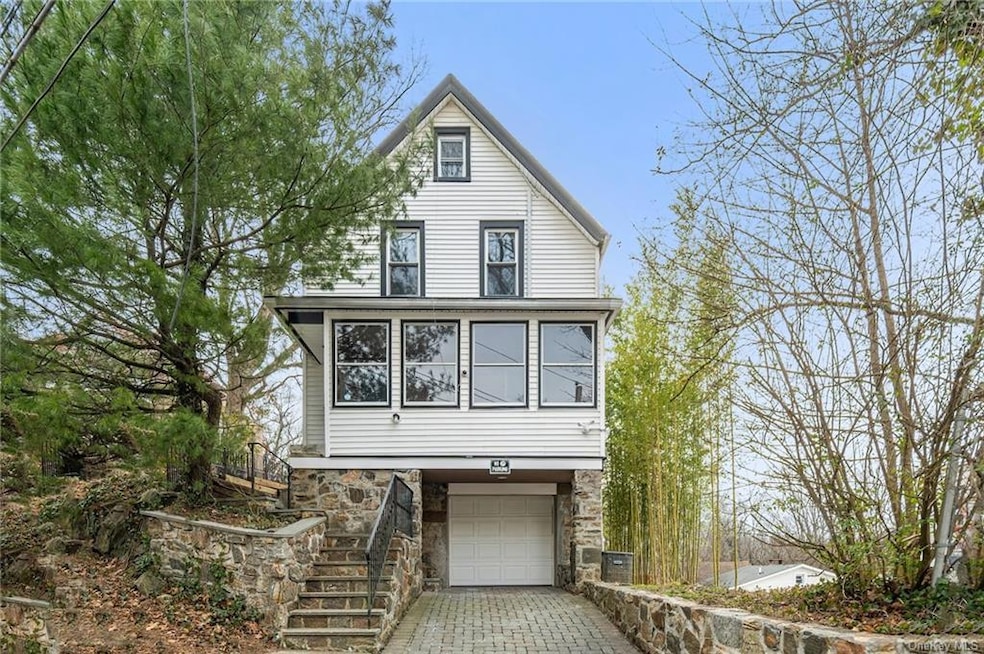 114 Caryl Ave, Yonkers, NY 10705 - photo 1