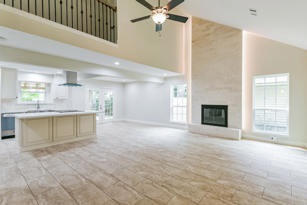 34 S High Oaks Cir, Spring, TX 77380 - photo 1