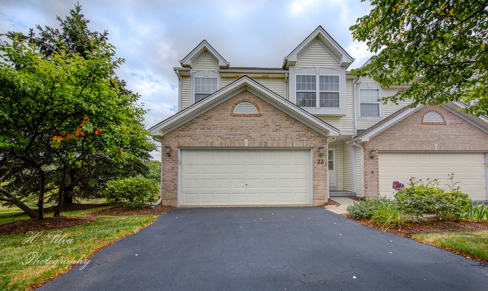 22 Sierra Ct, Lake In the Hills, IL 60156 - photo 1