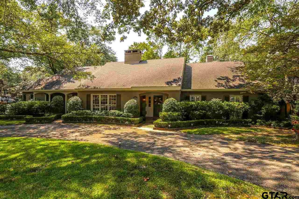 2223 2223 S Chilton, Tyler, TX 75701 - photo 1