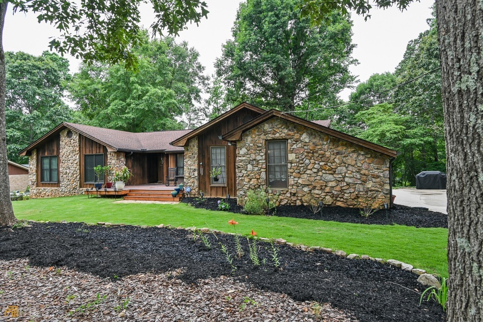 1685 Norton Estates Cir SW Snellville-9