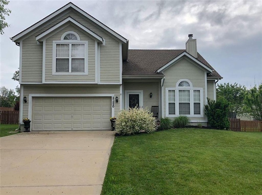 21320 W 51st Ct, Shawnee, KS 66218 - photo 1