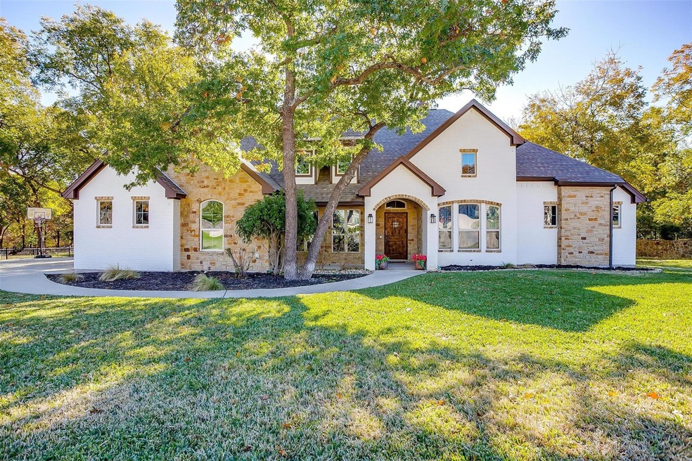 3510 Lakeway Dr, Weatherford, TX 76087 - photo 1