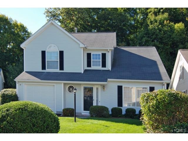 95 Intervale Rd unit 32, Stamford, CT 06905 - photo 1