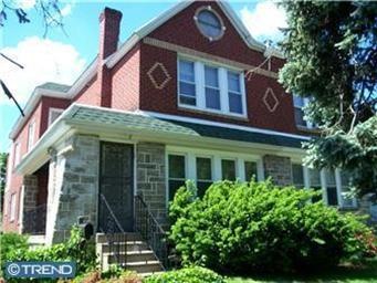 862 W Cobbs Creek Pkwy, Lansdowne, PA 19050 - photo 1