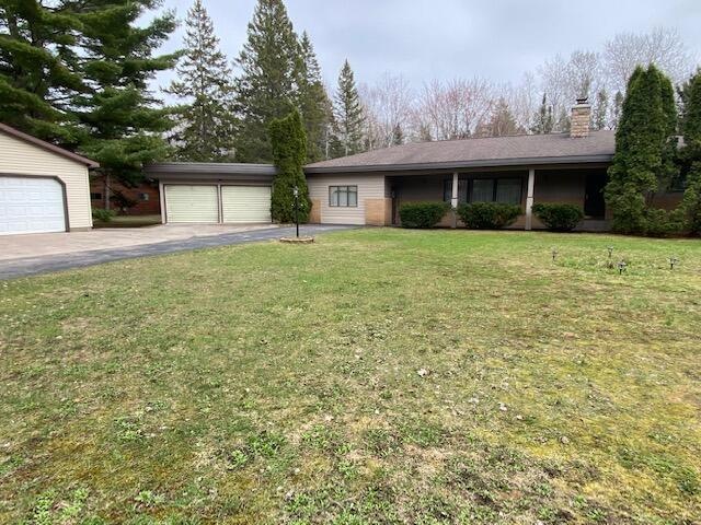 3 bed / 3 bath home in Lakeshore sub