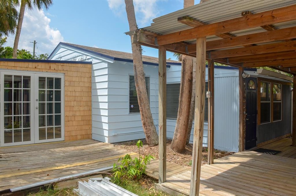 2646 NE Hickory Ave, Jensen Beach, FL 34957 - photo 1