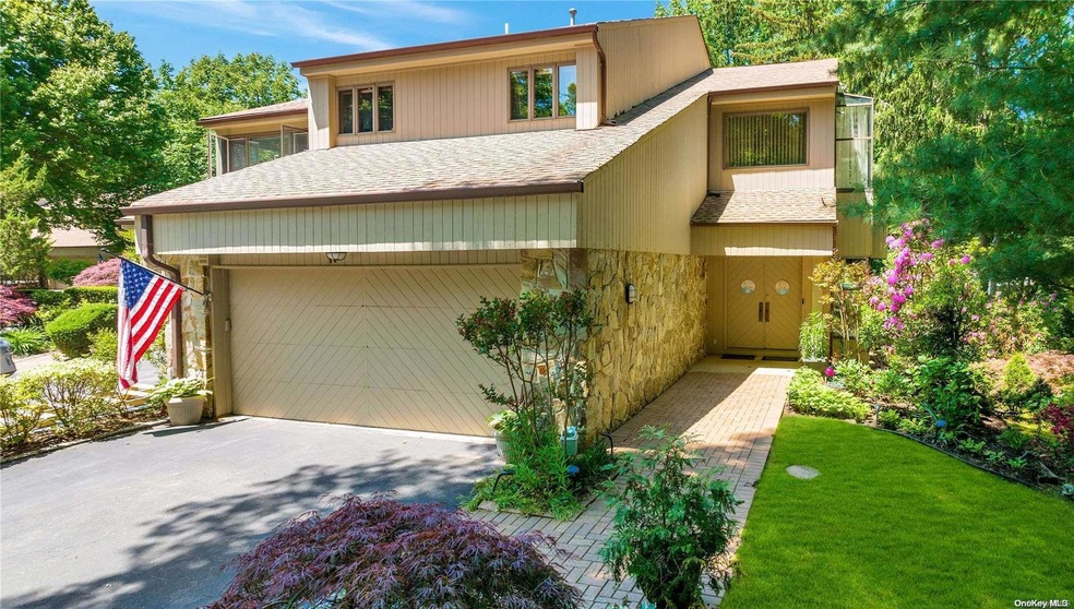 Sold $810,000 • Co-Listing Agent