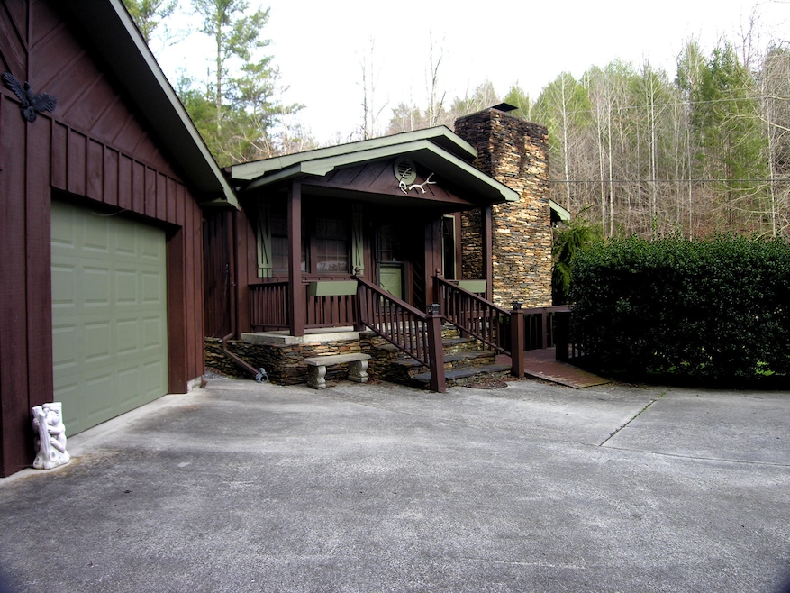 Entrance & garage