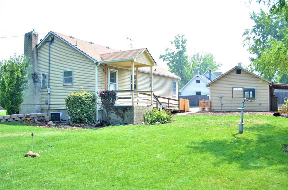 1151 Brookdale Ave, Medford, OR 97504 - photo 1