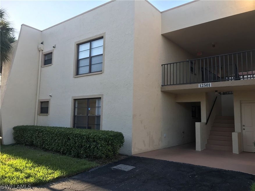 12501 Mcgregor Blvd unit 10, Fort Myers, FL 33919 - photo 1