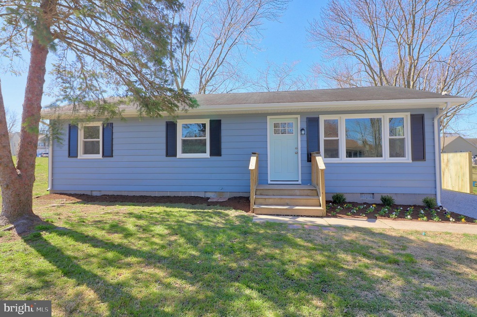 112 Thompson Ave, Queenstown, MD 21658 - photo 1