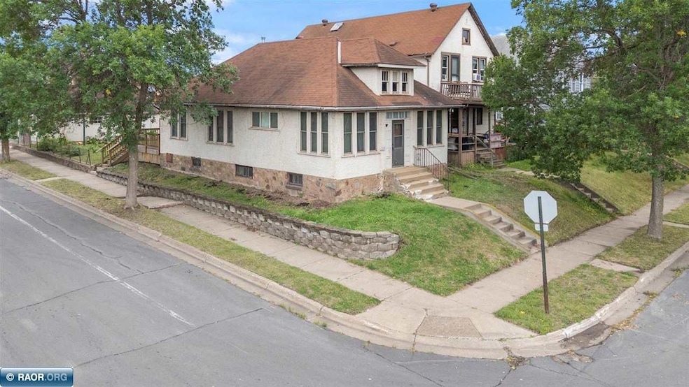 1219 E 13th St, Hibbing, MN 55746 - photo 1