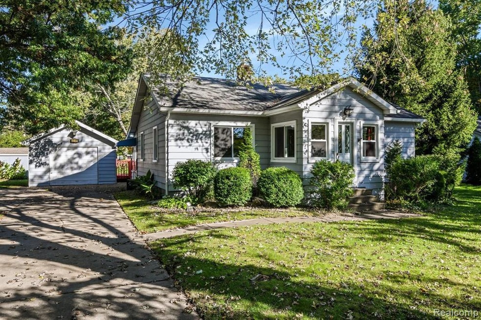 4-web-or-mls-4846 Gilbo Avenue, Waterford Township0023.jpg