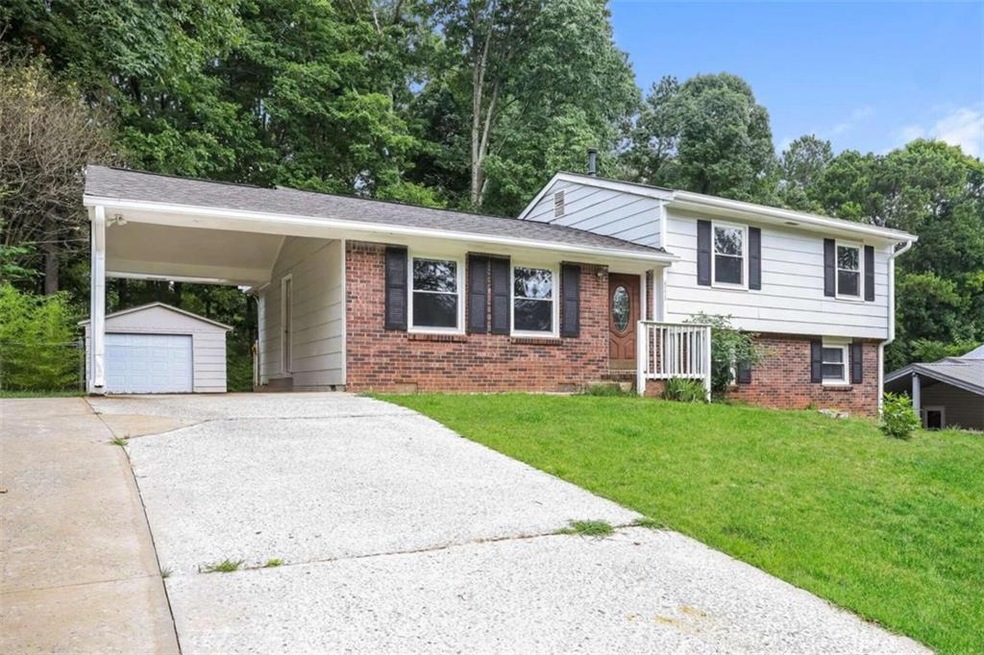 6971 Lodgepole Dr, Morrow, GA 30260 - photo 1