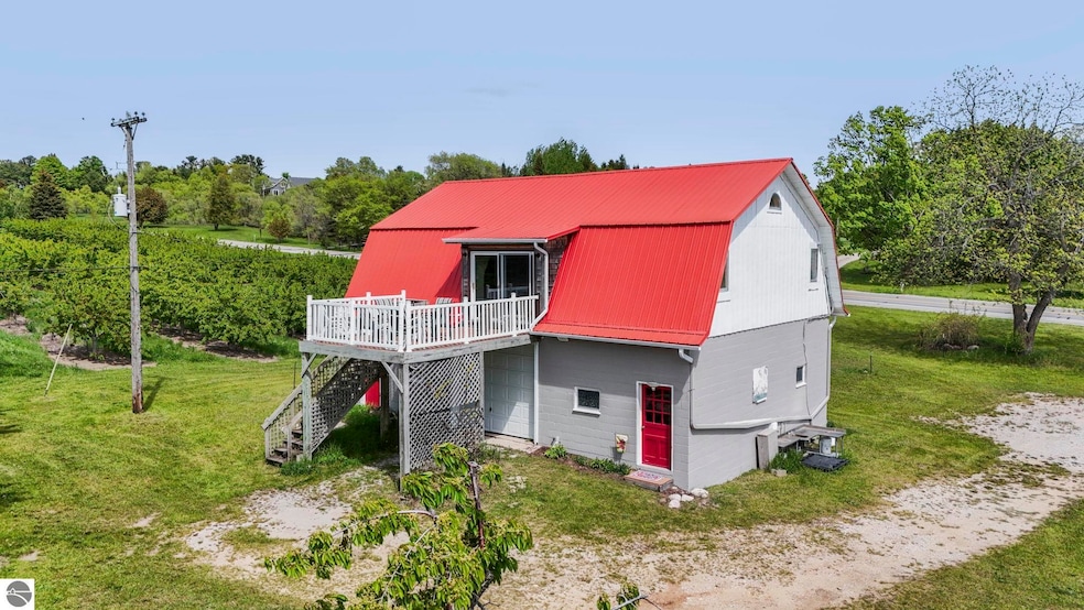 11751 Center Rd, Traverse City, MI 49686 - photo 1