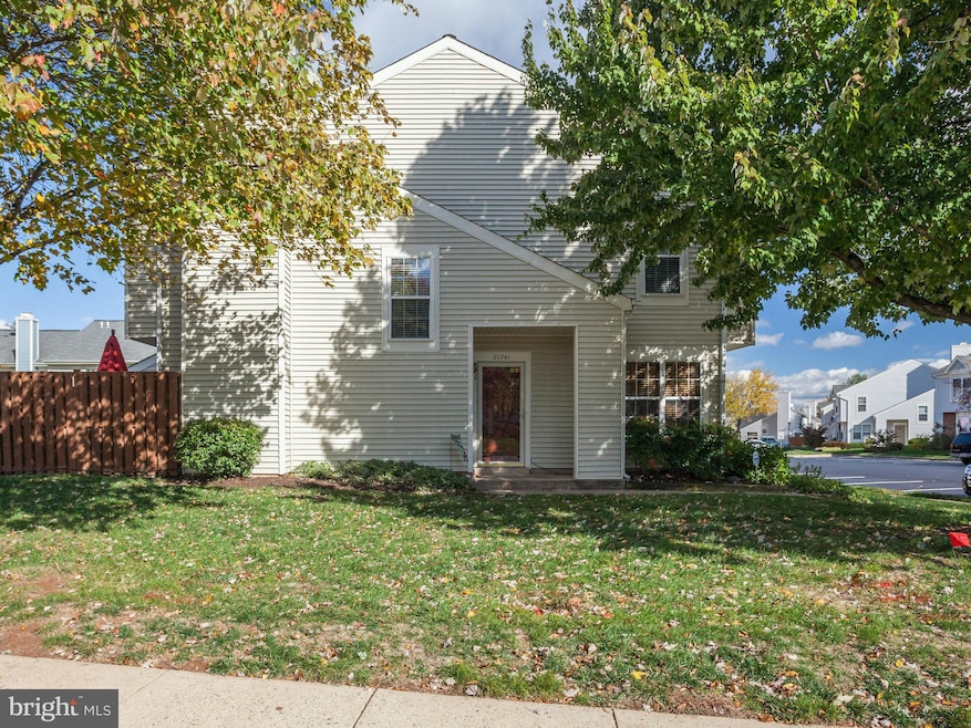 21741 Calamary Cir, Sterling, VA 20164 - photo 1
