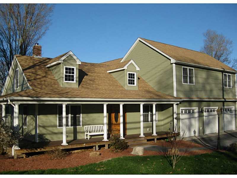 2807 Mendon Rd, Cumberland, RI 02864 - photo 1