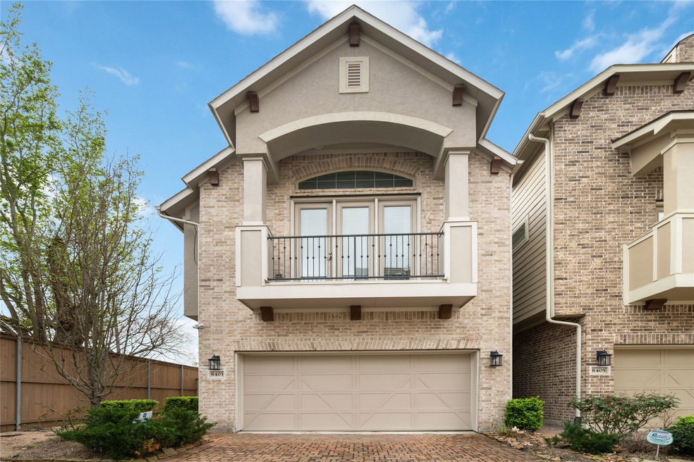 8403 Water Oak Pass Dr, Houston, TX 77055 - photo 1