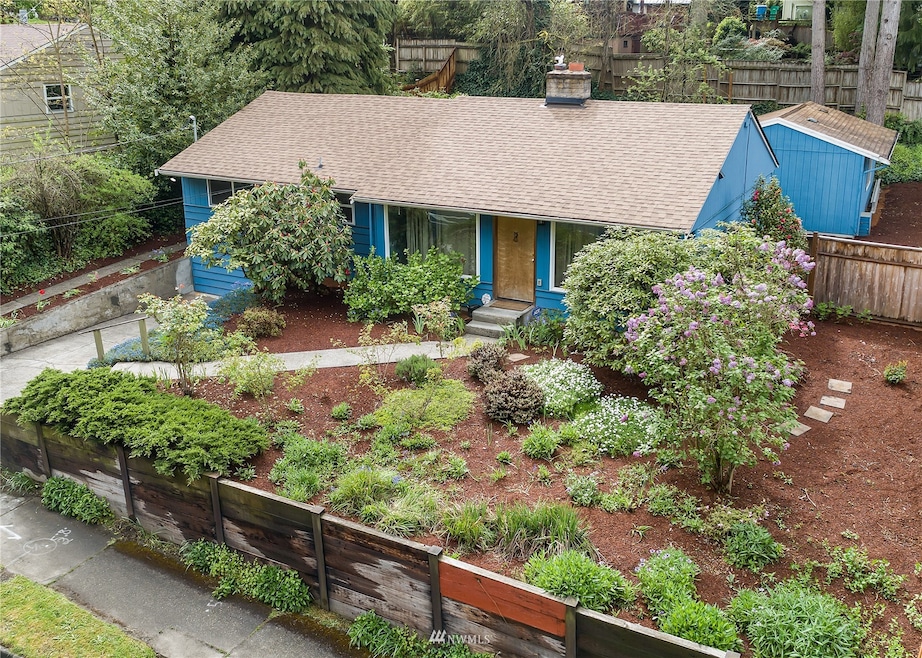 Sold $700,000 • Co-Listing Agent