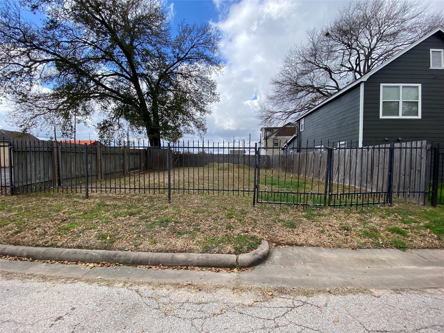 0 Mcewen St, Houston, TX 77009 - photo 1