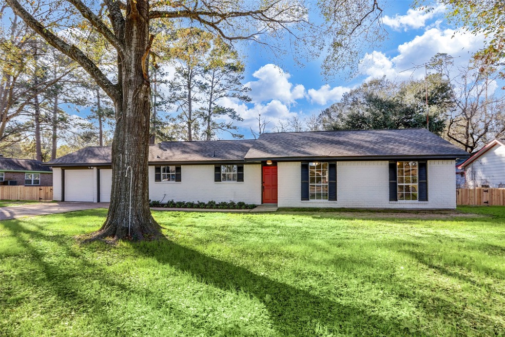 32063 S Wiggins St, Magnolia, TX 77355 - photo 1