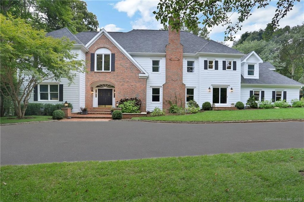 919 Catamount Rd, Fairfield, CT 06824 - photo 1