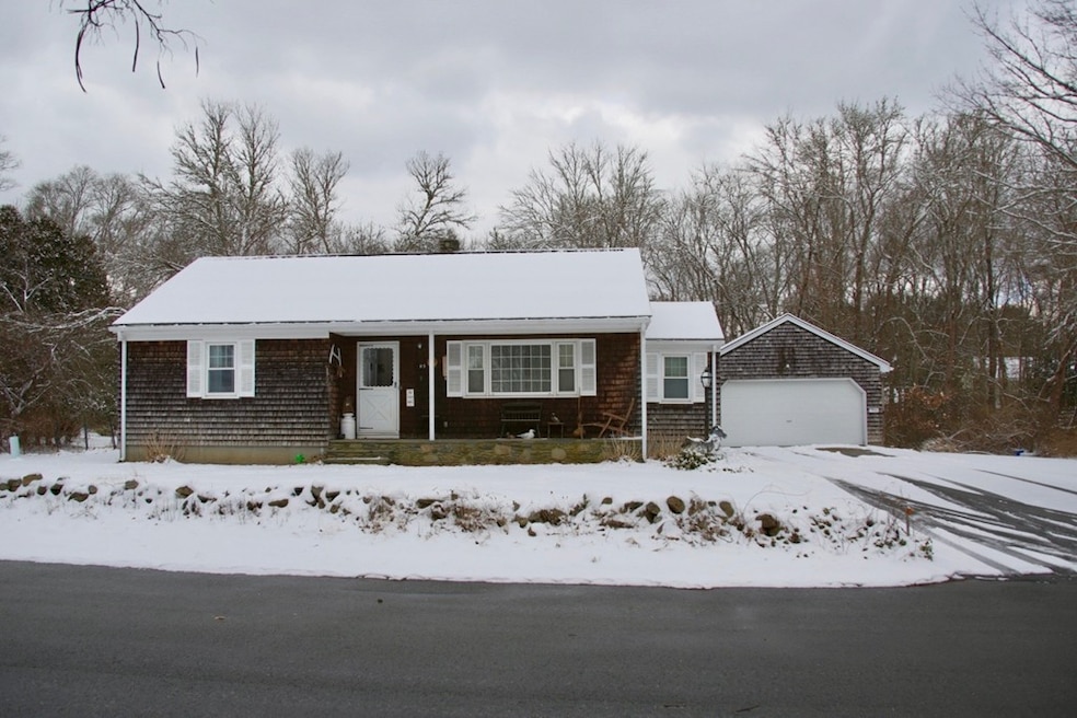 45 Taft Ave, North Dartmouth, MA 02747 - photo 1