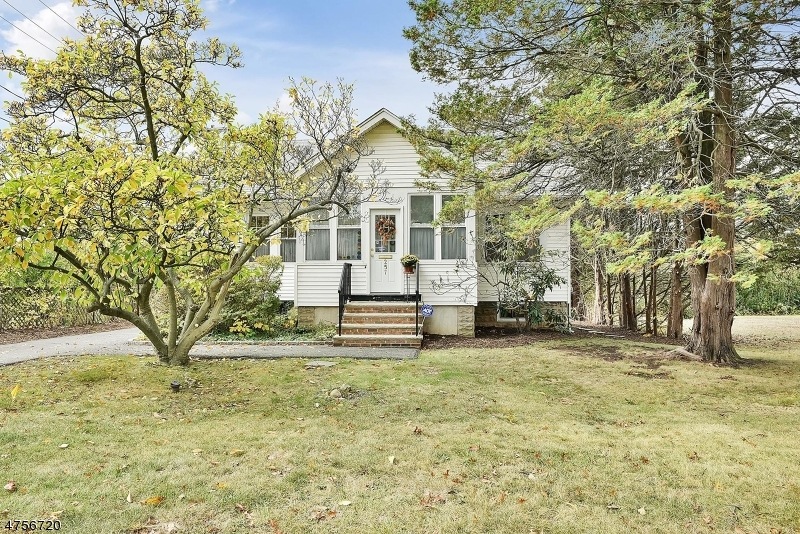 257 W Northfield Rd, Livingston, NJ 07039 - photo 1