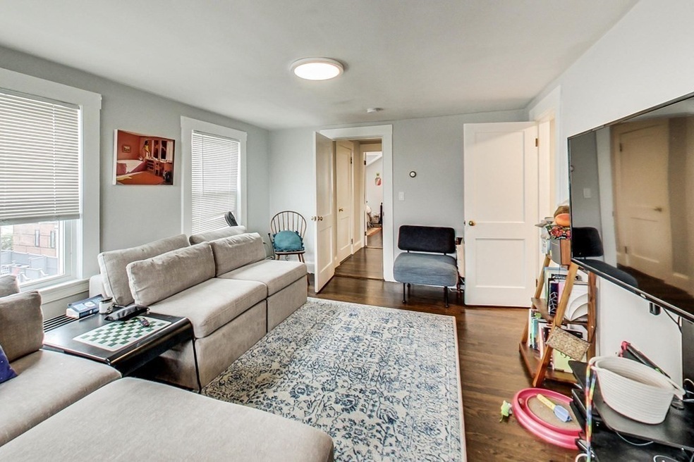 237 Pearl St unit 3, Cambridge, MA 02139 - photo 1