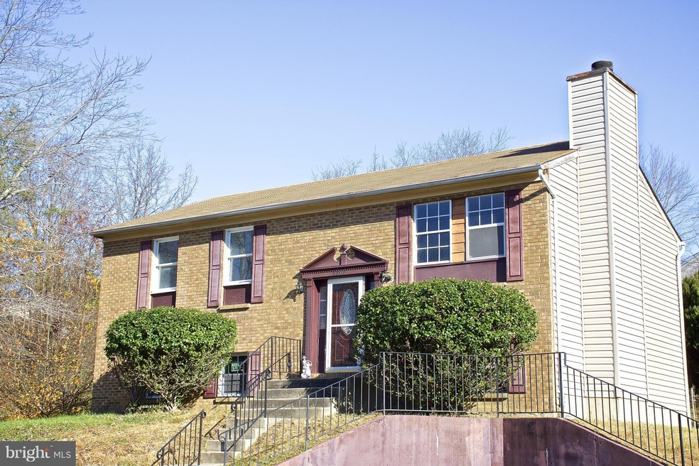 8802 Rosanne Ct, Clinton, MD 20735 - photo 1