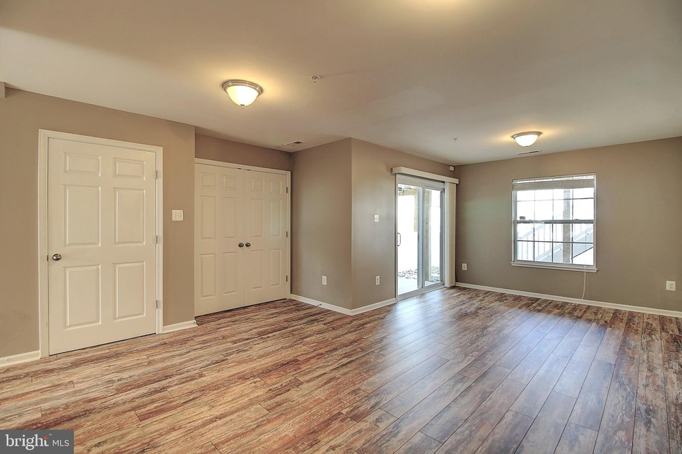 8441 Stansbury Lake Dr, Dundalk, MD 21222 - photo 1