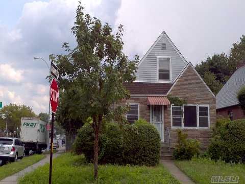 80-03 246th St, Jamaica, NY 11426 - photo 1