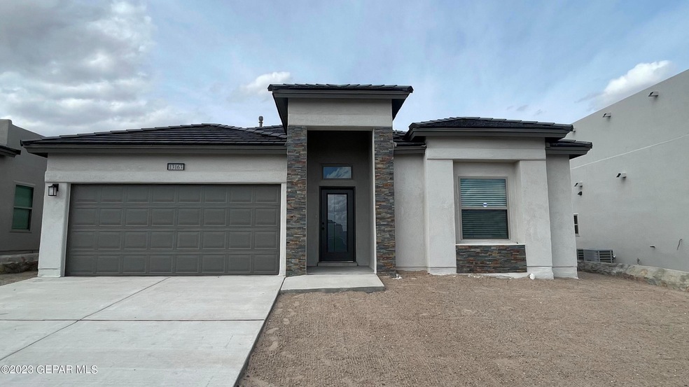 13163 Oakhampton Ave, El Paso, TX 79928 - photo 1