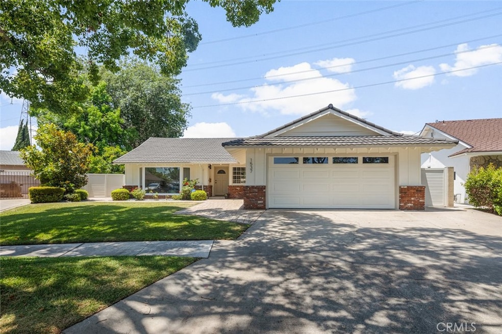 Sold $1,182,500 • Co-Listing Agent