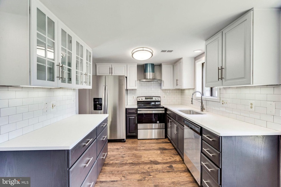 12811 Lee Jackson Memorial Hwy, Fairfax, VA 22033 - photo 1