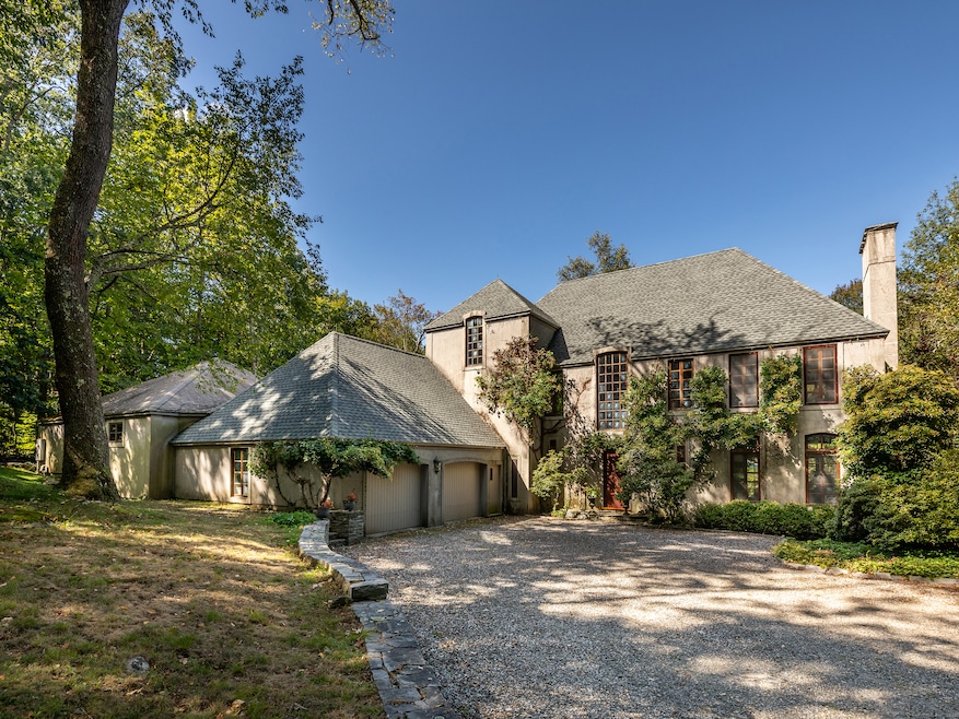 28 W Chestnut Hill Rd, Litchfield, CT 06759 - photo 1