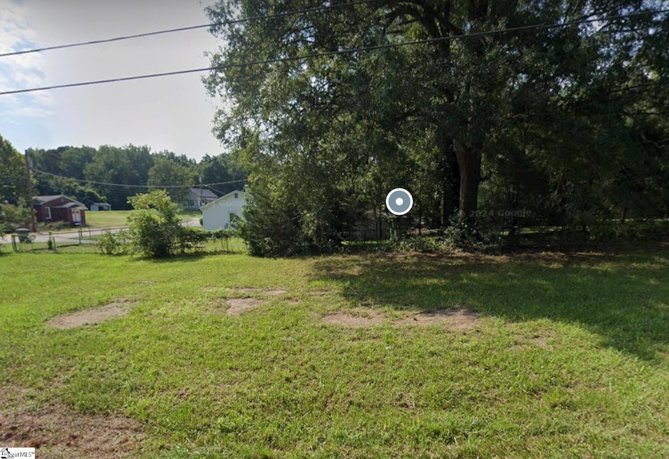 101 W Bluford St, Clinton, SC 29325 - photo 1