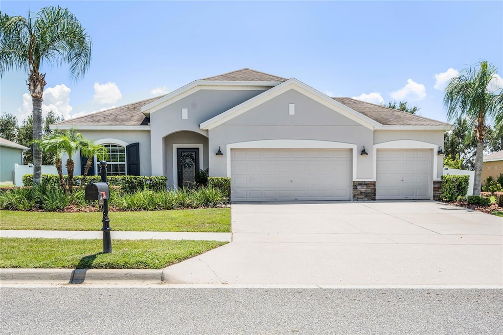 12328 Hammock Pointe Cir, Clermont, FL 34711 - photo 1