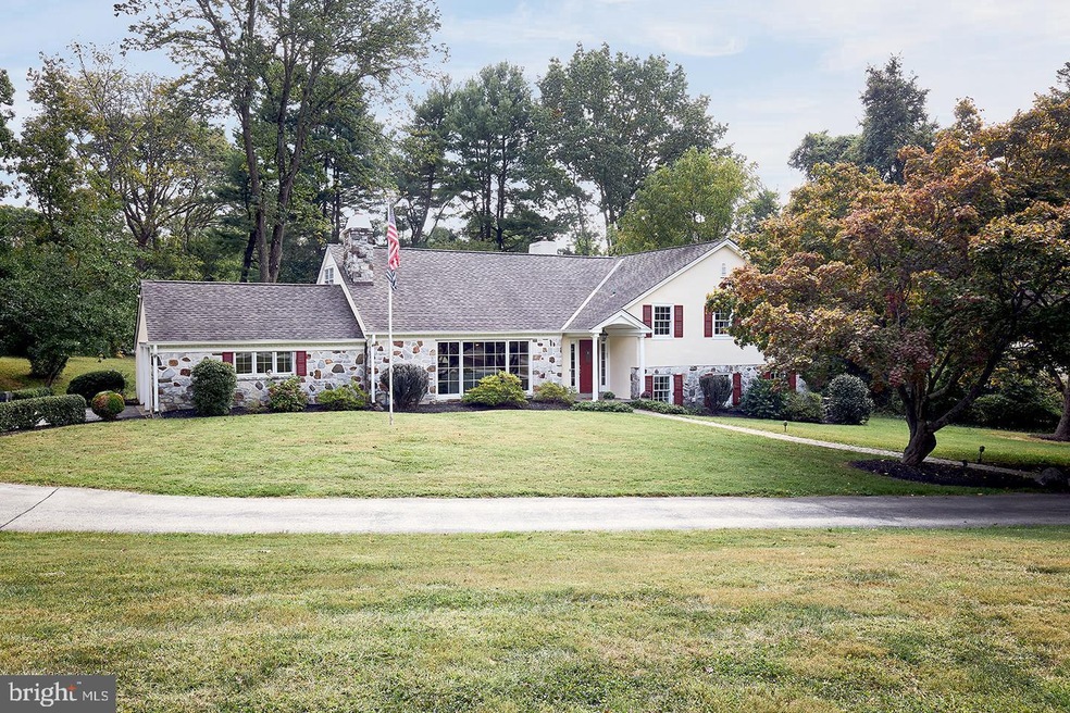 128 Ladderback Ln, Devon, PA 19333 - photo 1