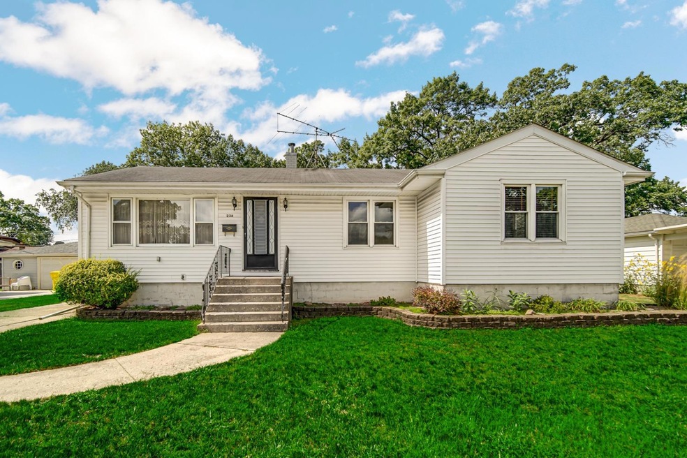 236 N Wright St, Griffith, IN 46319 - photo 1