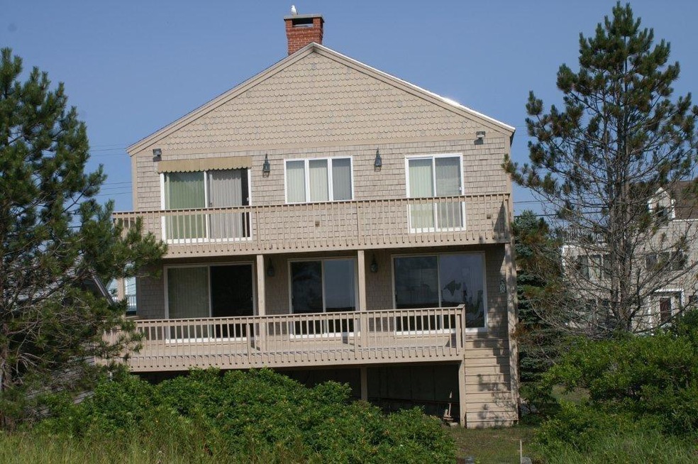 127 Ocean Ave, Wells, ME 04090 - photo 1