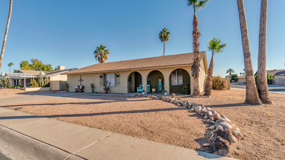4623 S Hazelton Ln-3